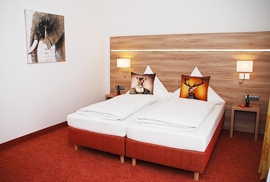 Hotel Isartaler Hof Wolfratshausen Quarto foto